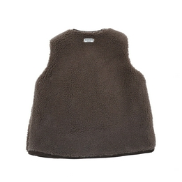 Overview second image: Donsje Monty gilet